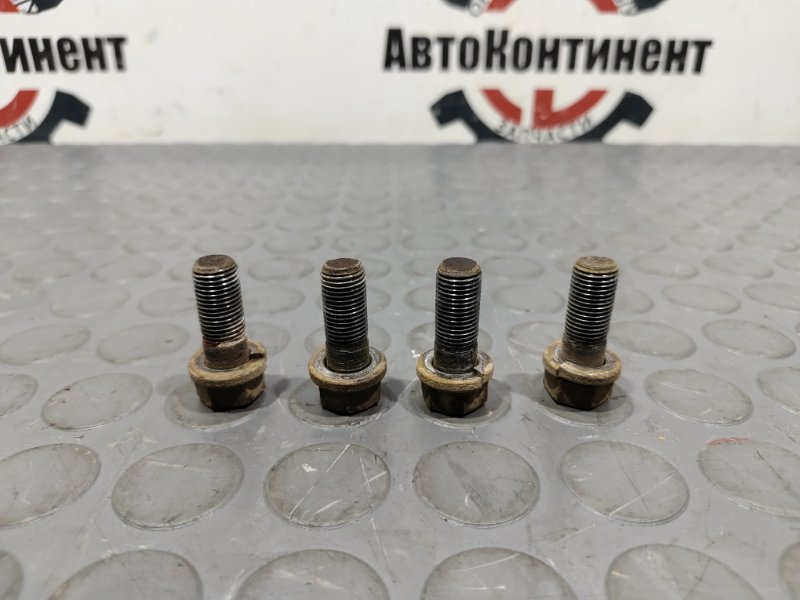 Болт hyundai terracan 2002 hp d4bh 2.5d Б/У
