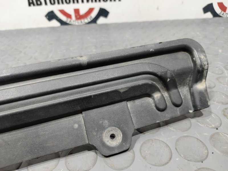 Накладка на рамку радиатора terracan 2002 hp d4bh 2.5d