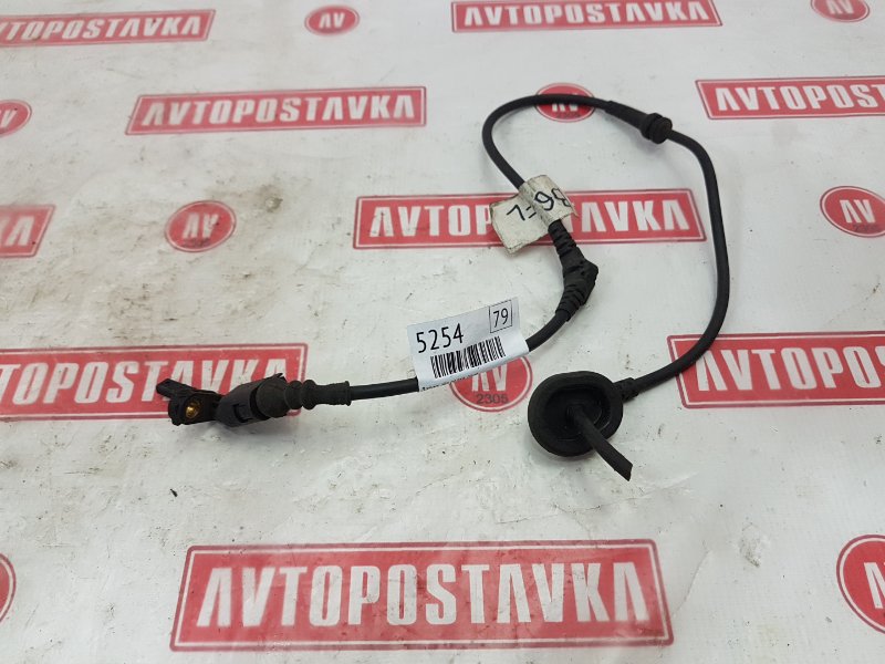 Датчик ABS передний правый VOLKSWAGEN PASSAT 2008 B6 BZB 7H0927804 контрактная
