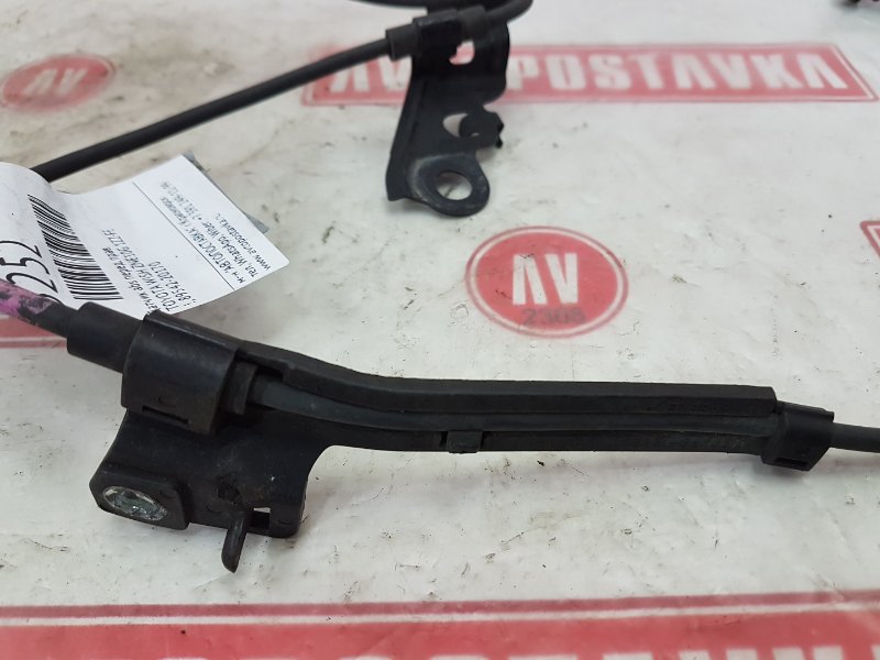 Датчик ABS передний правый WISH ZNE10G 1ZZ-FE