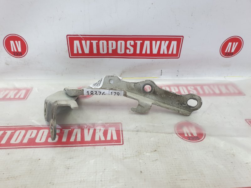 Запчасть петля капота передняя левая TOYOTA HARRIER 12.2001 MCU15W 1MZ-FE 53420-48020 контрактная Петля капота передняя левая TOYOTA HARRIER 12.2001 MCU15W 1MZ-FE 53420-48020 контрактная
