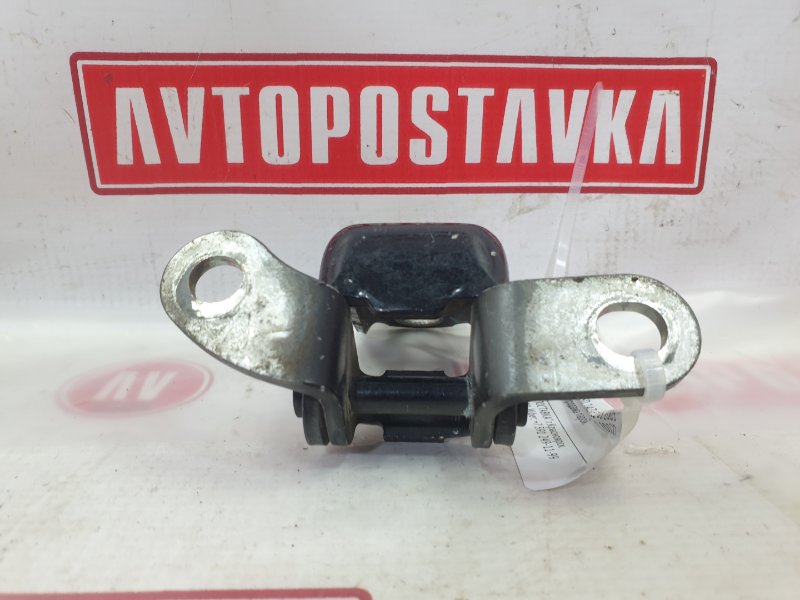 Петля двери задняя правая TOYOTA AVENSIS AZT250 1AZ-FSE