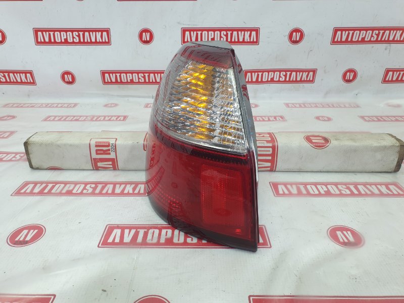 Фонарь левый SUBARU LEGACY 10.1999 BH5 EJ201 84201AE210 контрактная