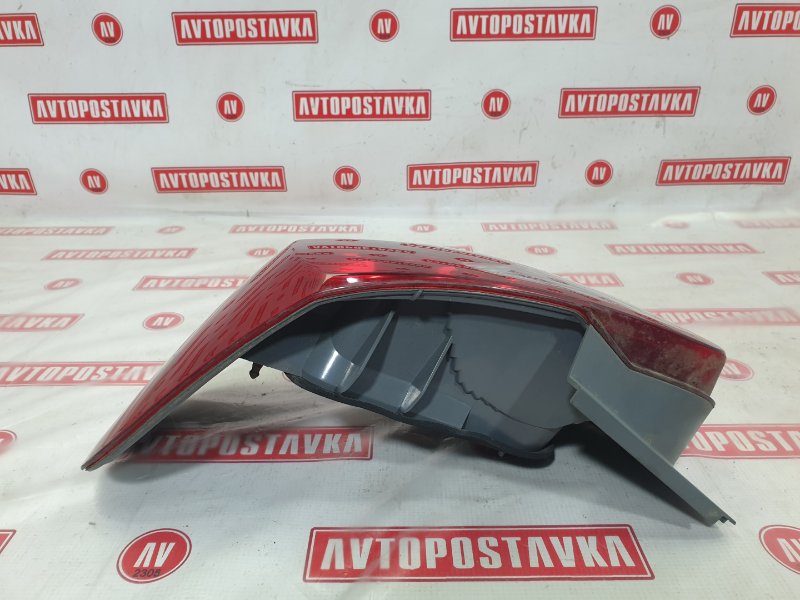 Фонарь задний левый PORTE 01.2009 NNP10 2NZ-FE