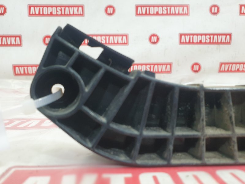 Клипса бампера передняя левая CAMRY 02.2009 ACV40 2AZ-FE