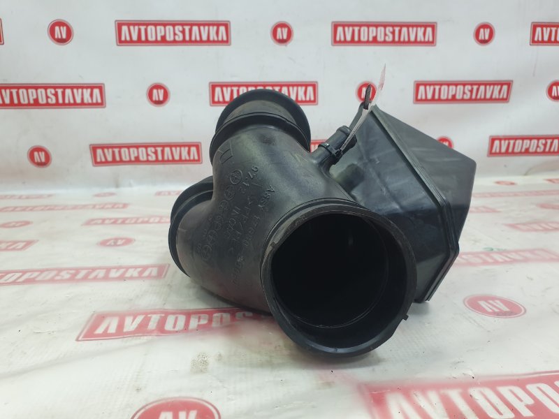 Патрубок воздушного фильтра HARRIER 03.2001 MCU15W 1MZ-FE