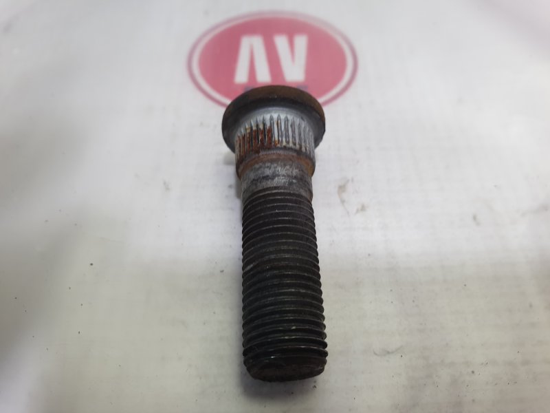 Шпилька колесная X-TRAIL NT30 QR20DE