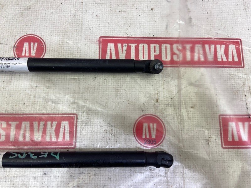 Амортизатор двери багажника задний левый DEMIO 01.2009 DE3FS ZJ-VE