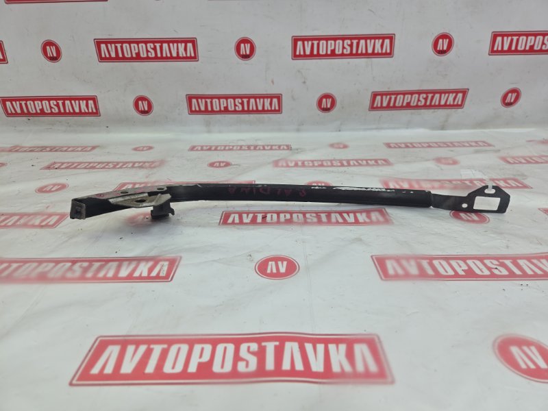 Планка под фару передняя левая TOYOTA CALDINA ST210G 3S-FE