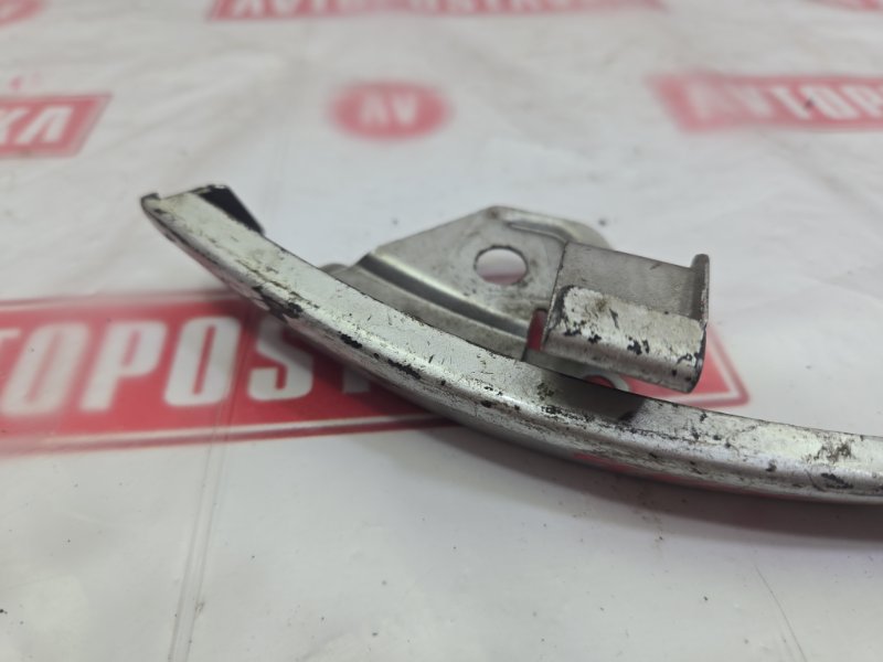 Планка под фару передняя левая CALDINA ST210G 3S-FE