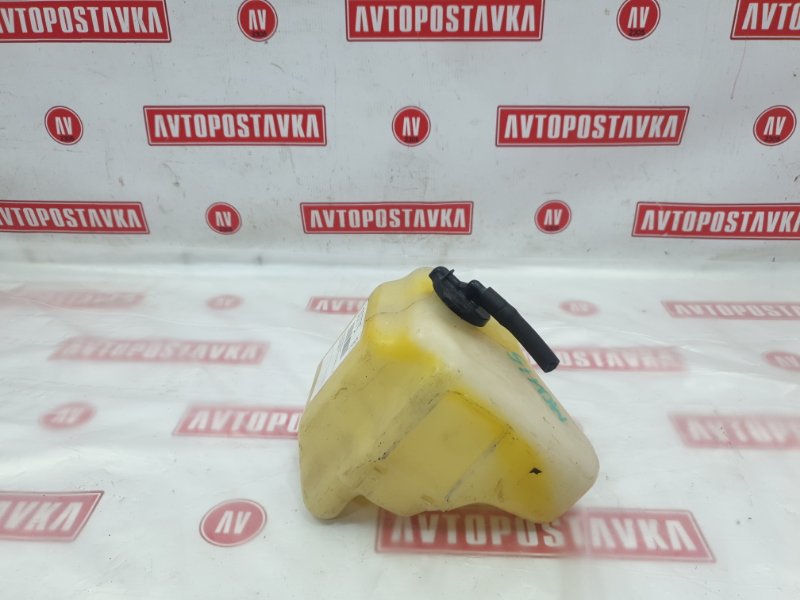 Бачок расширительный TOYOTA HARRIER 03.2001 MCU15W 1MZ-FE 16470-20060 контрактная