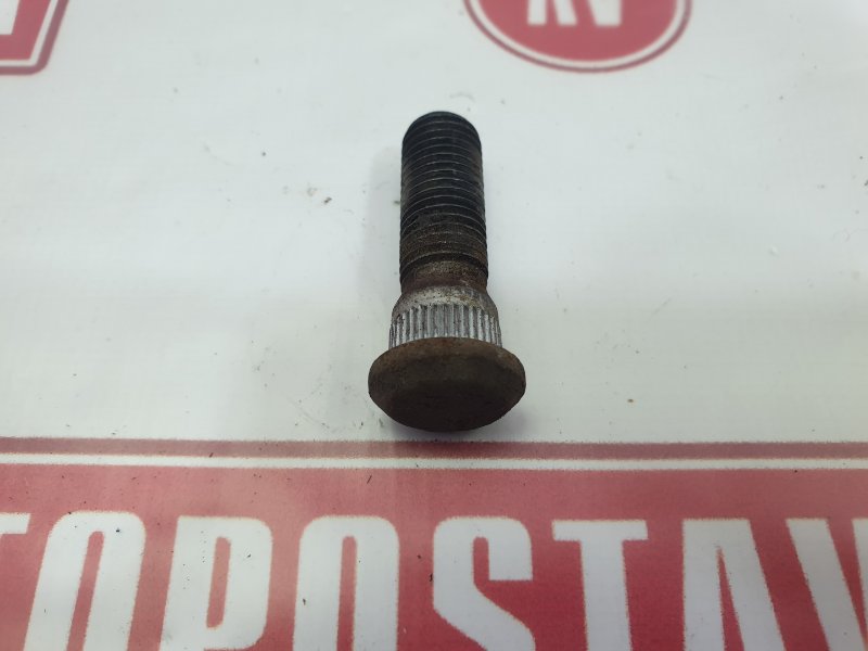 Шпилька колесная PLATZ SCP11 1SZ-FE