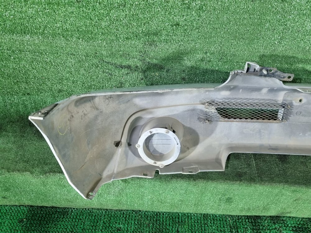 Бампер передний Pajero IO 2004 H67W 4G94