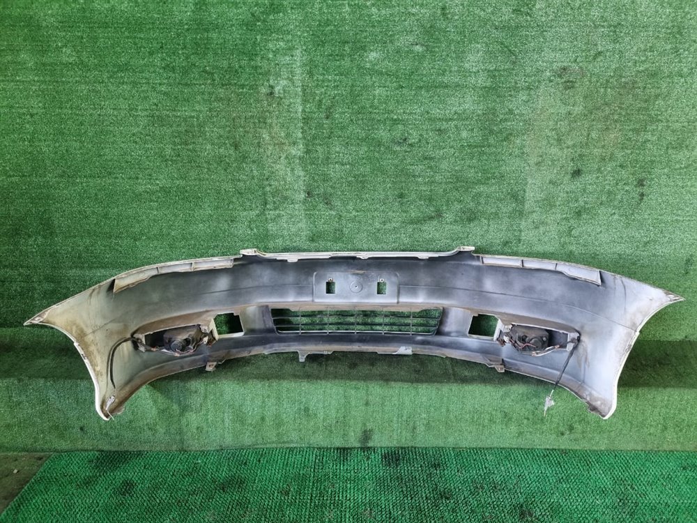 Бампер передний Ipsum 2002 ACM21 2AZ-FE