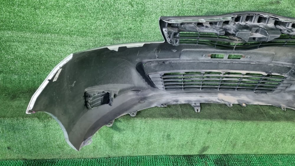 Бампер передний VITZ 2012 KSP130 1KRFE