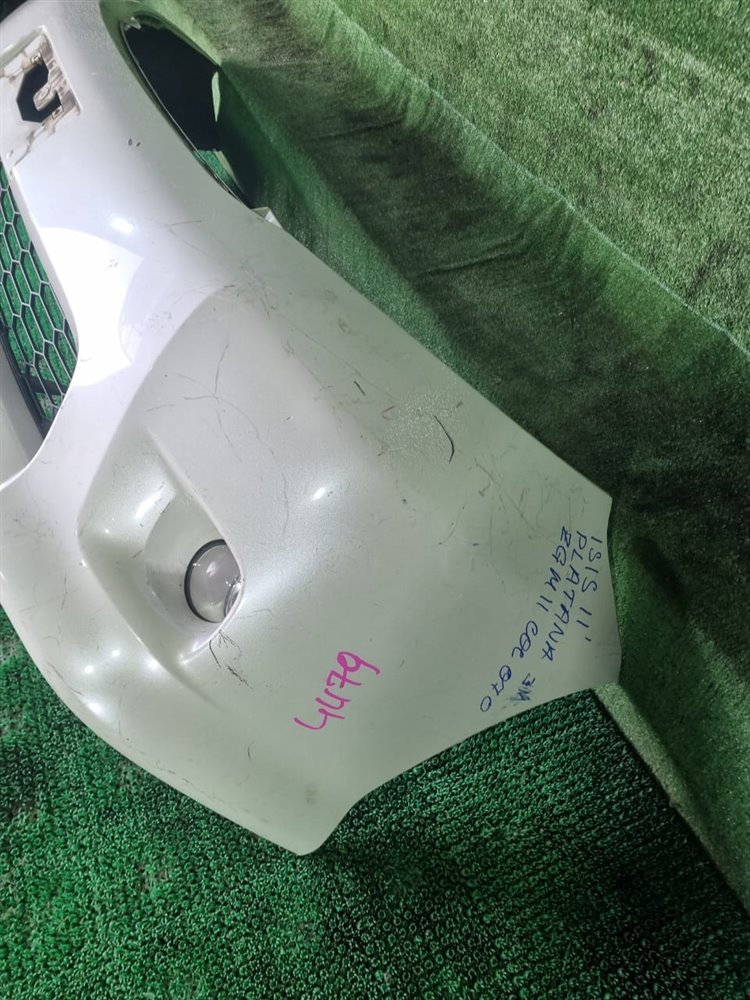 Бампер передний Toyota ISIS ZGM11 3ZR-FAE Бампер передний Toyota ISIS ZGM11 3ZR-FAE