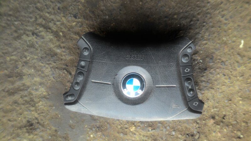 Airbag на руль Bmw X3 E83 Airbag на руль Bmw X3 E83