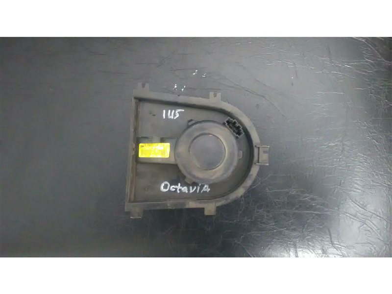 Мотор печки Skoda Octavia 1U Мотор печки Skoda Octavia 1U