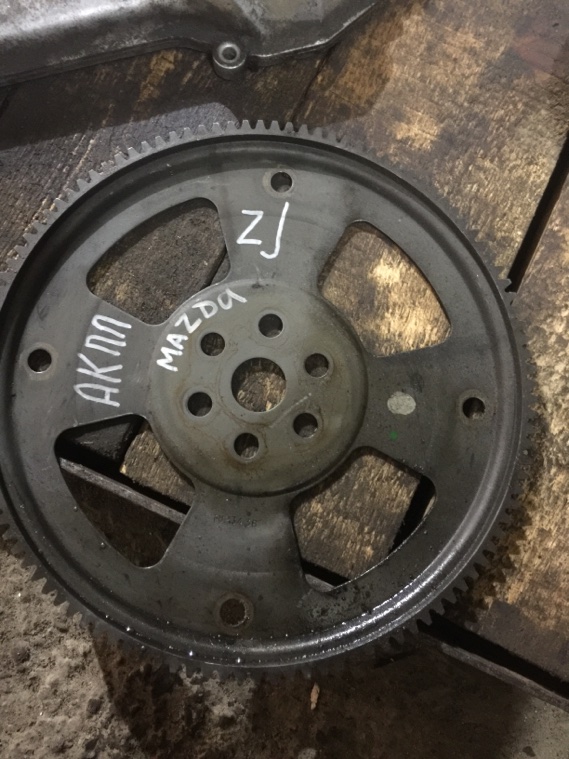 Маховик Mazda Demio ZJ Маховик Mazda Demio ZJ