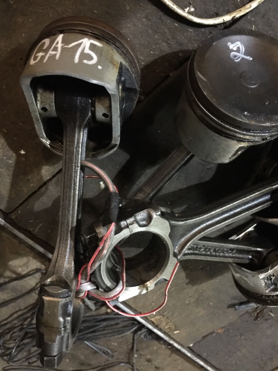 Поршень Nissan GA15 Поршень Nissan GA15