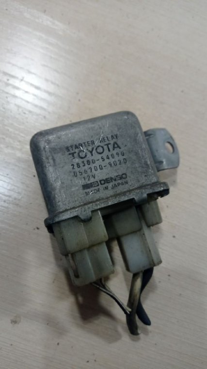 Реле стартера Toyota Hiace Реле стартера Toyota Hiace