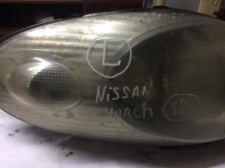 Фара Nissan March AK12 левая Фара Nissan March AK12 левая