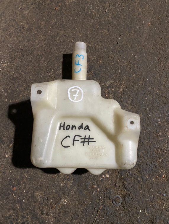 Бачок стеклоомывателя Honda Accord CF3 F18B