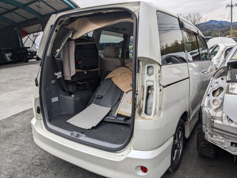 Капот для TOYOTA VOXY AZR60 1AZFSE, 5330128090, 5330128090 3 ракурс Капот для TOYOTA VOXY AZR60 1AZFSE, 5330128090, 5330128090 3 ракурс