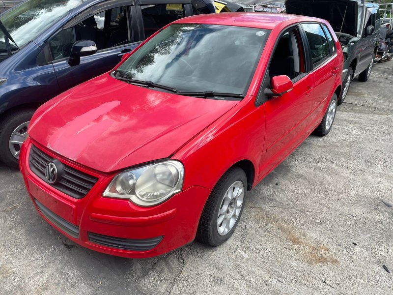 Стойка подвески передняя правая POLO 2007 9N3 BKY