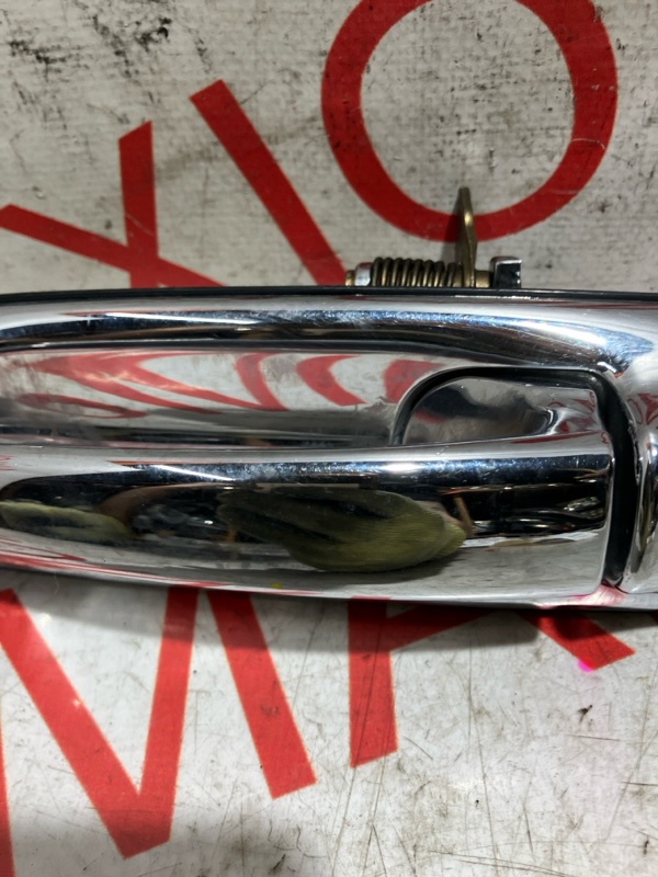 Ручка двери передняя левая LINCOLN TOWNCAR FN145 MODULAR V8