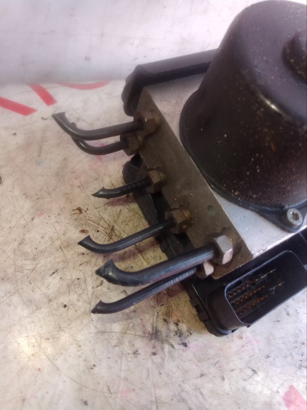 Блок abs TOWNCAR 1998 FN145 MODULAR V8