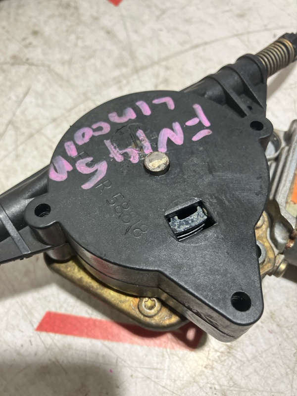 Стеклоподъемник передний правый TOWNCAR 1998 FN145 MODULAR V8 Стеклоподъемник передний правый TOWNCAR 1998 FN145 MODULAR V8