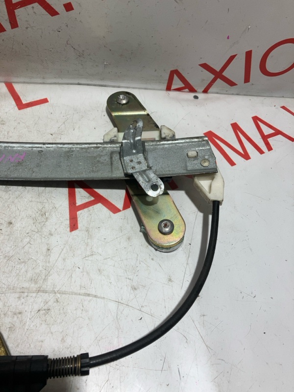 Стеклоподъемник передний правый TOWNCAR 1998 FN145 MODULAR V8 Стеклоподъемник передний правый TOWNCAR 1998 FN145 MODULAR V8