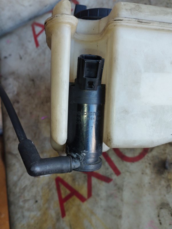 Бачок омывателя TOWNCAR 1998 FN145 MODULAR V8