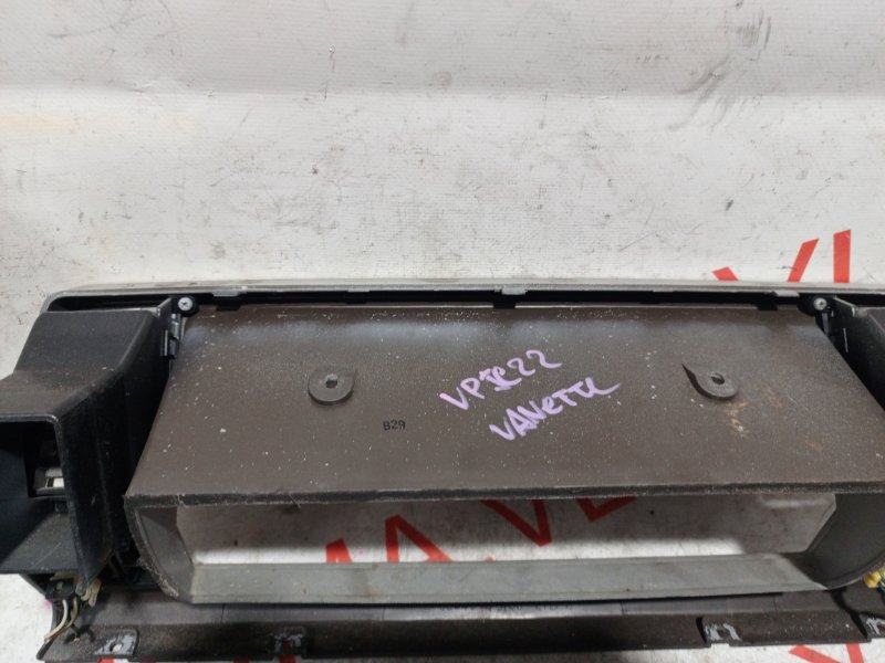 Консоль спидометра для NISSAN VANETTE VPJC22 A15S, 68240G5310, 68240G5310 17 ракурс Консоль спидометра для NISSAN VANETTE VPJC22 A15S, 68240G5310, 68240G5310 17 ракурс