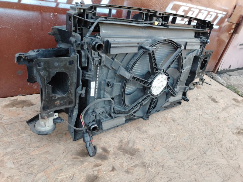 Кассета радиаторов в сборе с телевизором Passat 2016 B8