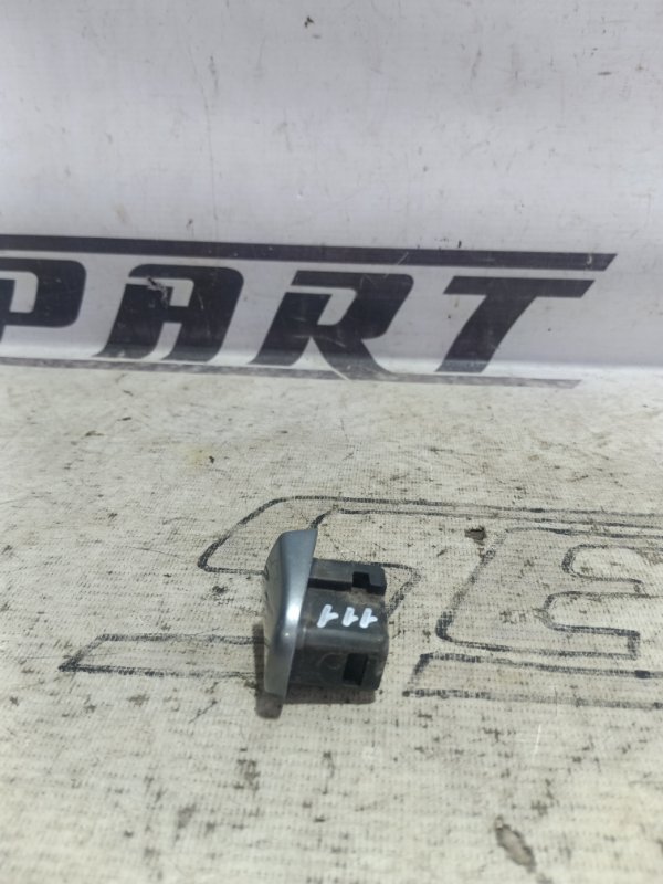 Заглушка ручки двери задняя левая YETI 2013 1.8 CDA