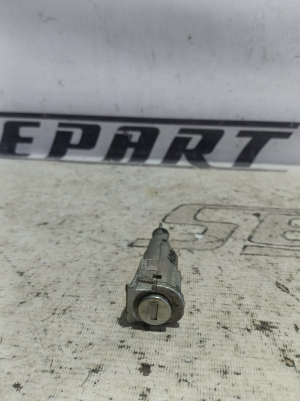 Личинка замка двери YETI 2011 1.4 CAXA