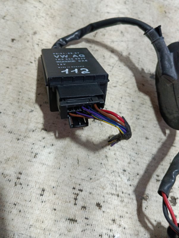 Блок управления топливным насосом Octavia 2009 1.4 CAXA Блок управления топливным насосом Octavia 2009 1.4 CAXA