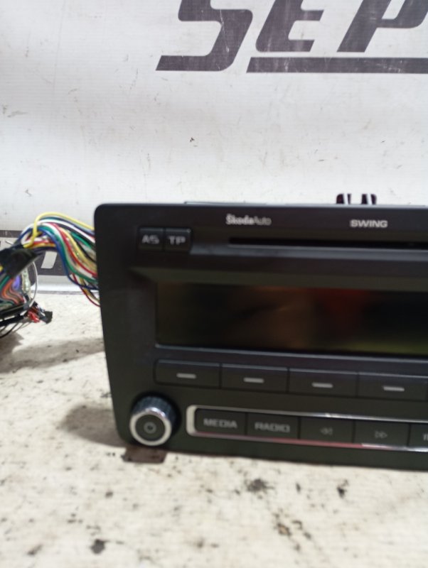 Магнитола 2 DIN Octavia 2009 1.4 CAXA