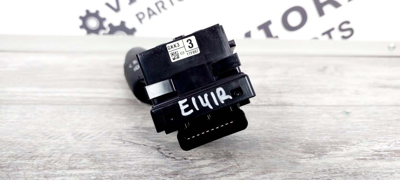 Переключатель подрулевой правый Mazda 6 GJ Седан 2.0 Переключатель подрулевой правый Mazda 6 GJ Седан 2.0