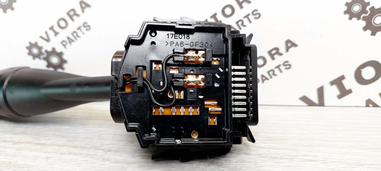 Переключатель подрулевой правый Colt Z3 2008 Z32A 3A91