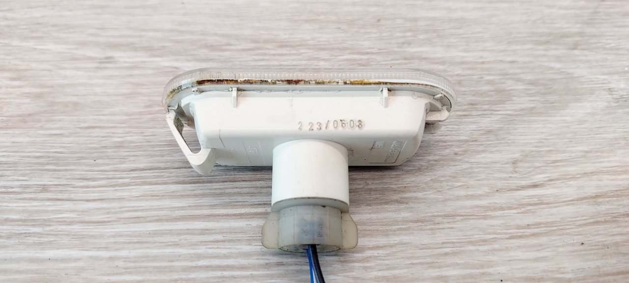 Повторитель поворота Ford Fusion JU FXJA