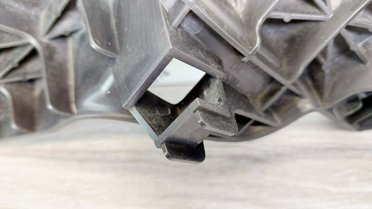 Кронштейн фары левый C-Crosser 2008 EP DW12MTED4