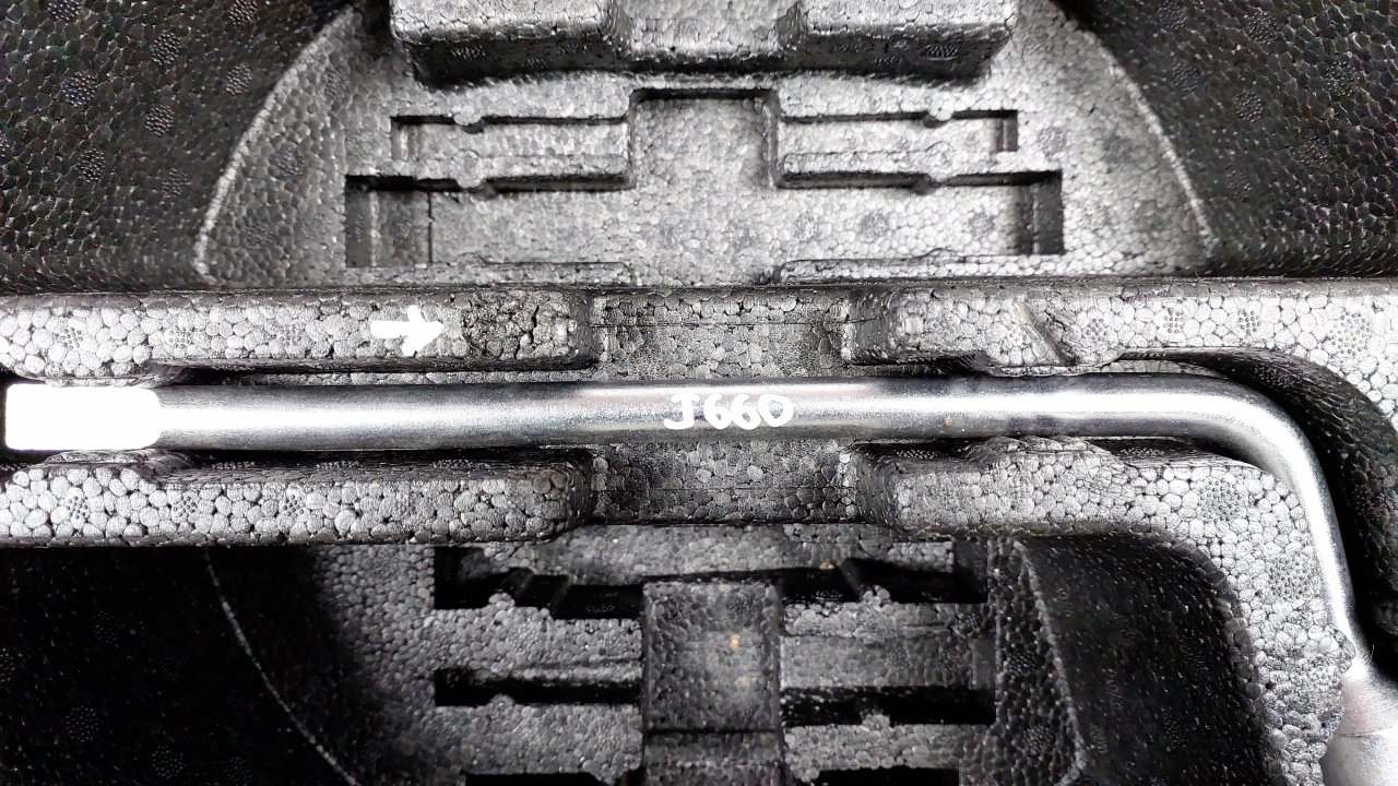 Домкрат Toyota Avensis T250 1ZZFE