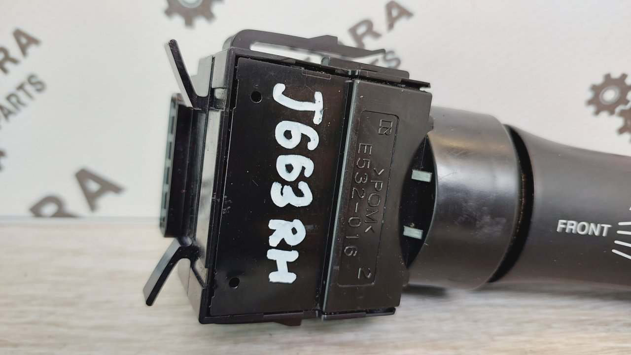 Переключатель подрулевой правый Citroen C-Crosser EP DW12MTED4 Переключатель подрулевой правый Citroen C-Crosser EP DW12MTED4