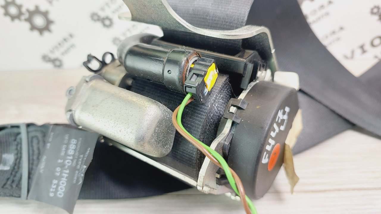 Ремень безопасности передний левый Ceed 2011 ED 1.6 TDI