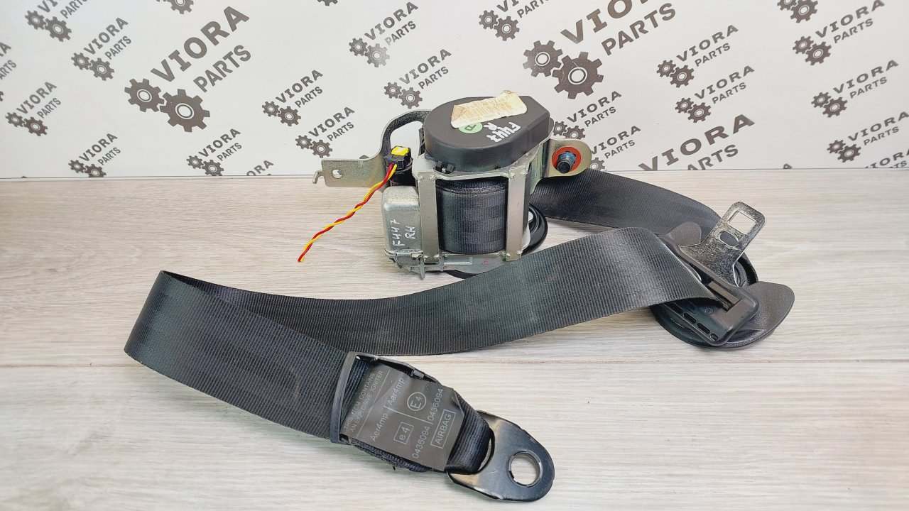 Ремень безопасности передний правый KIA Ceed ED 1.6 TDI Ремень безопасности передний правый KIA Ceed ED 1.6 TDI