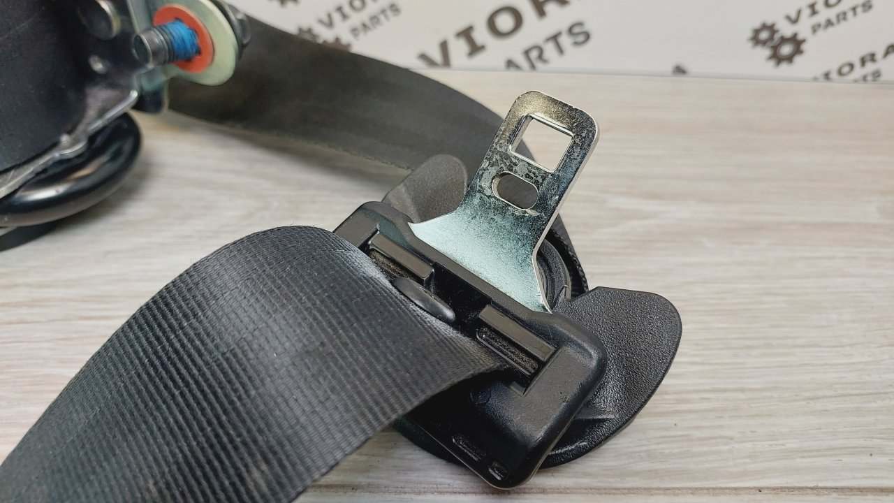 Ремень безопасности передний правый Ceed 2011 ED 1.6 TDI Ремень безопасности передний правый Ceed 2011 ED 1.6 TDI