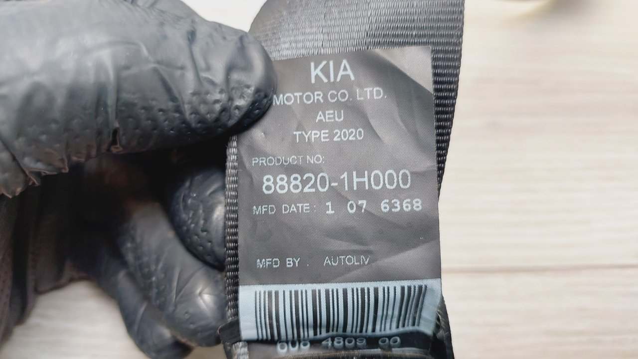 Ремень безопасности передний правый Ceed 2011 ED 1.6 TDI Ремень безопасности передний правый Ceed 2011 ED 1.6 TDI